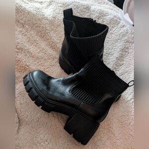 Torrid Chelsea Black Chunky Ankle Boots 8.5ww